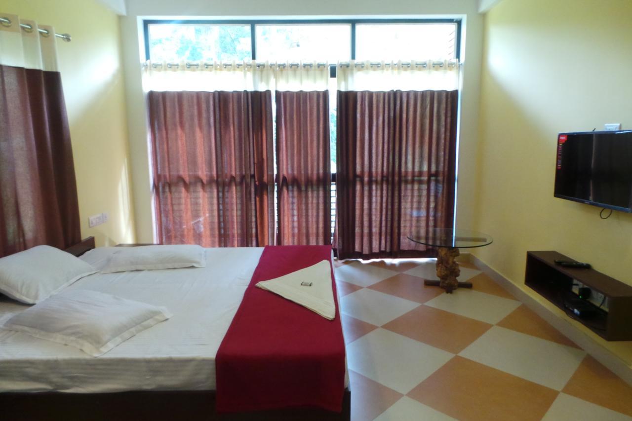 Kanthanpara Resorts Meppadi Exterior photo