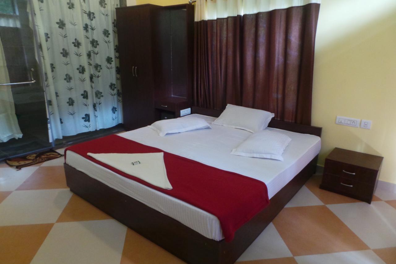 Kanthanpara Resorts Meppadi Exterior photo